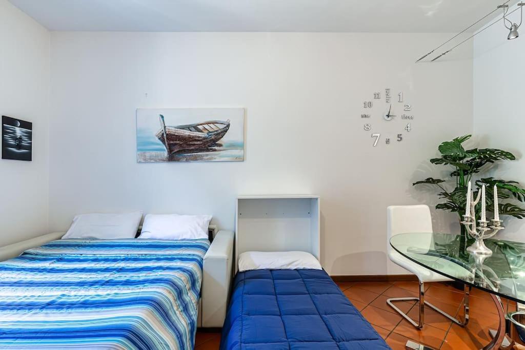 Centralissimo Como Lago Apartment Bagian luar foto