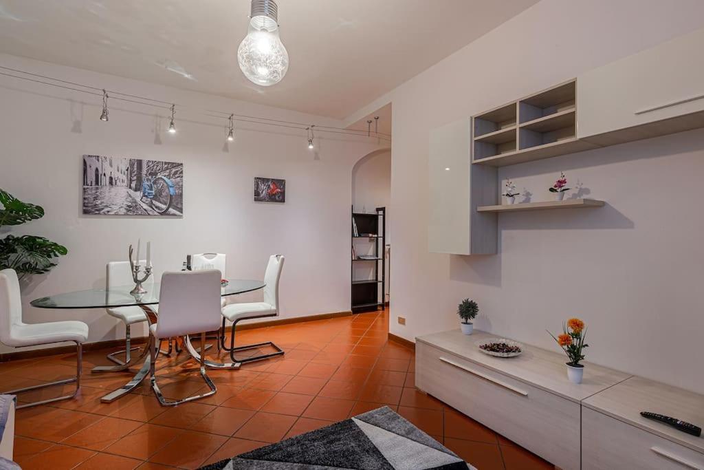 Centralissimo Como Lago Apartment Bagian luar foto